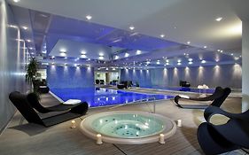 Szafarnia Luxury Apartments On The Motlawa River Gdansk By Noclegi Renters